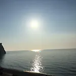 Le Noroit Vue Sur * Etretat