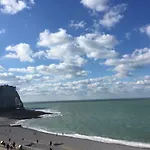 Le Noroit Vue Sur Étretat