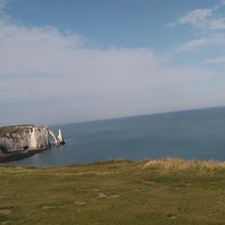 Le Noroit Vue Sur * エトルタ