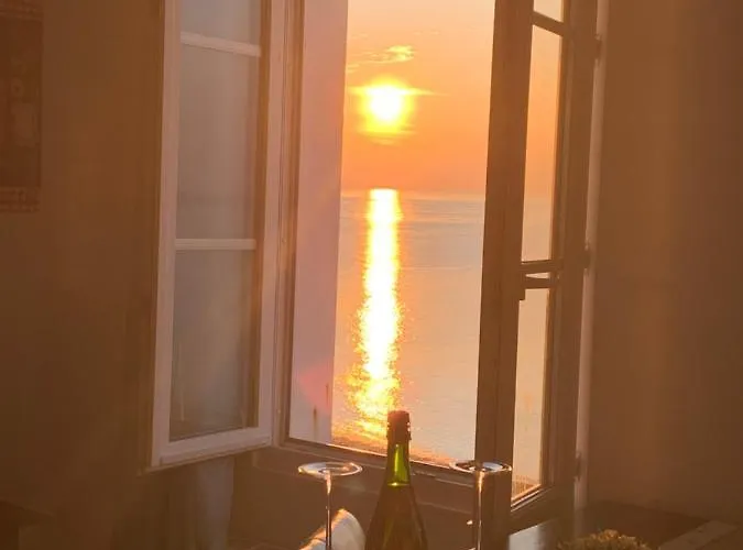 Le Noroit Vue Sur * Etretat