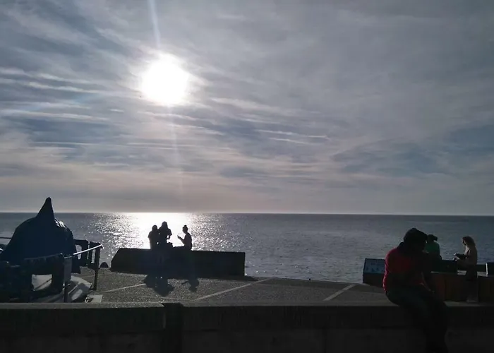 Le Noroit Vue Sur Etretat